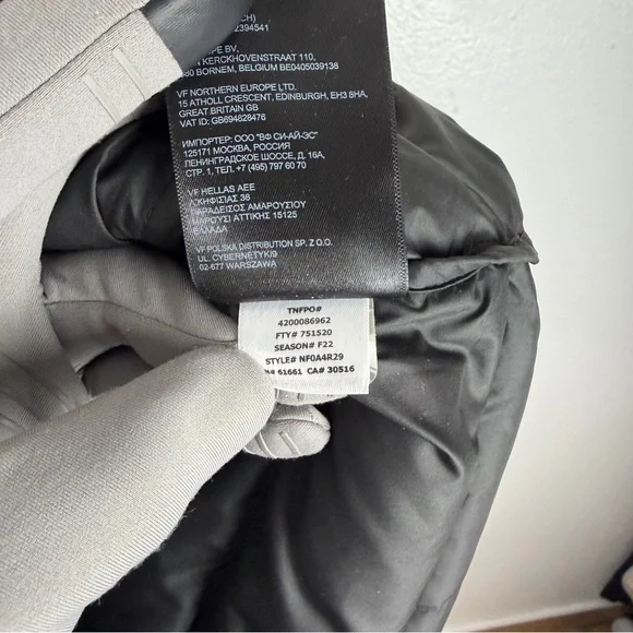 The North Face Men's Small Black Aconcagua 2 Jacket 550 Down Puffer Winter Coat - Picture 7 of 9